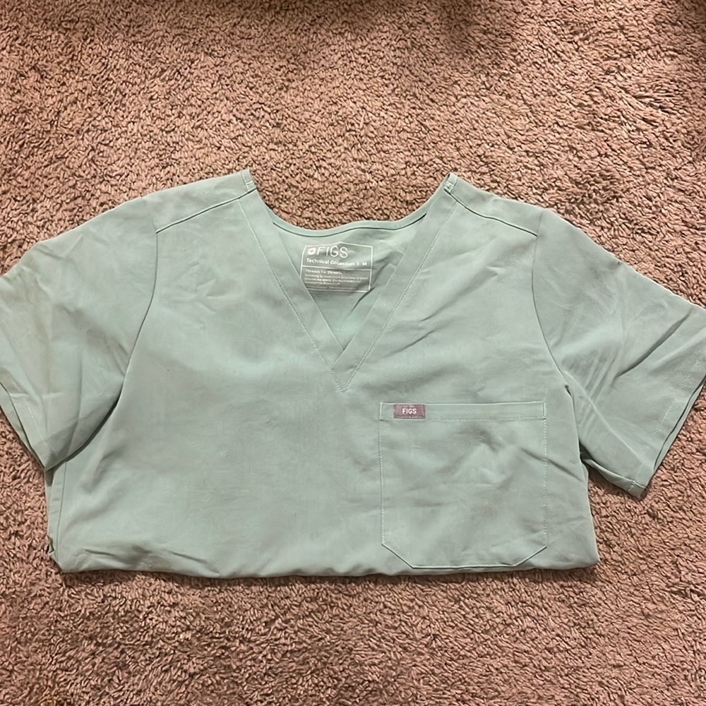 Figs medium jade green Catarina scrub top